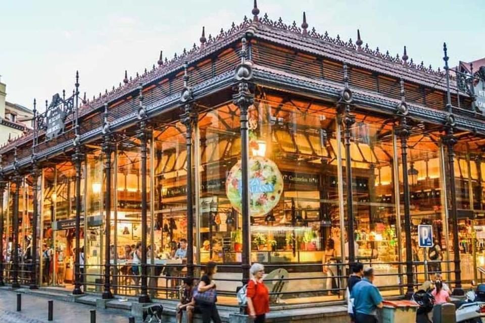 Turistificación: los mercados dejaron de ofrecer víveres a ofrecer experiencias. Los mercados gastronómicos son el ejemplo de ello