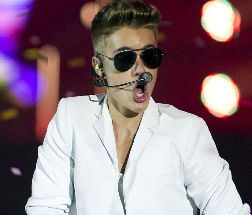 Justin Bieber Confuses Motorists With 'Peculiar Car-Hopping Antics' After O2 Concert