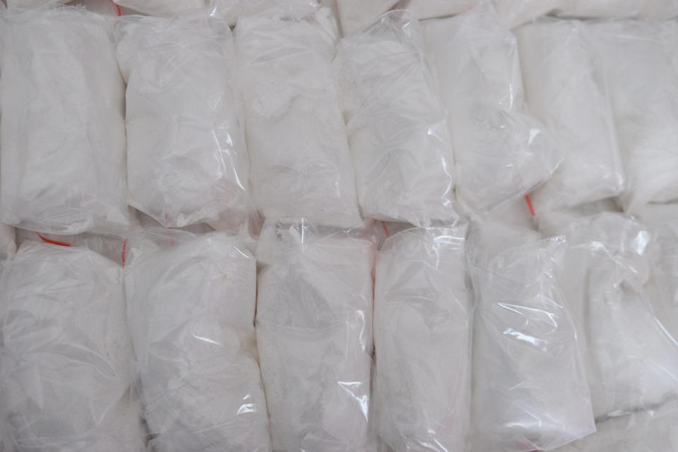 En Floride, la police a saisi une quantité de Fentanyl « pouvant tuer 5 millions de personnes »  (Photo prétexte de sachets de poudre blanche) 