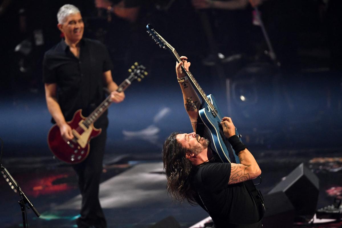 Foo Fighters to perform songs from new album in free, live stream show Sunday: How to watch