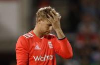 Britain Cricket - England v Pakistan - NatWest International T20 - Emirates Old Trafford - 7/9/16 England's Joe Root looks dejected Action Images via Reuters / Lee Smith Livepic