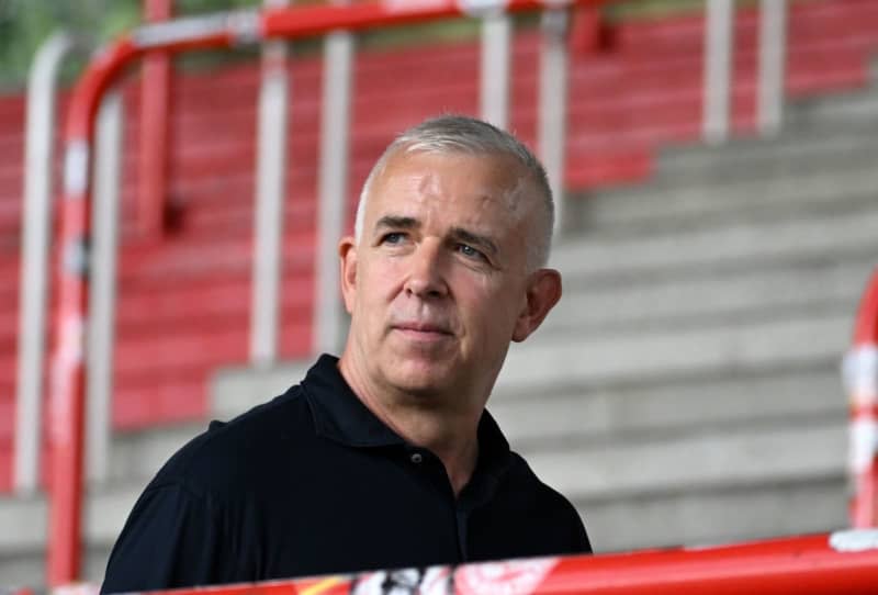 Union Berlin President Dirk Zingler is pictured during a training session of 1. FC Union Berlin at the An der Alten Foersterei stadium. Union Berlin president Dirk Zingler is also in favour of a new vote on the entry of an investor in the German Football League (DFL), echoing the calls from VfB Stuttgart president Claus Vogt. Matthias Koch/dpa