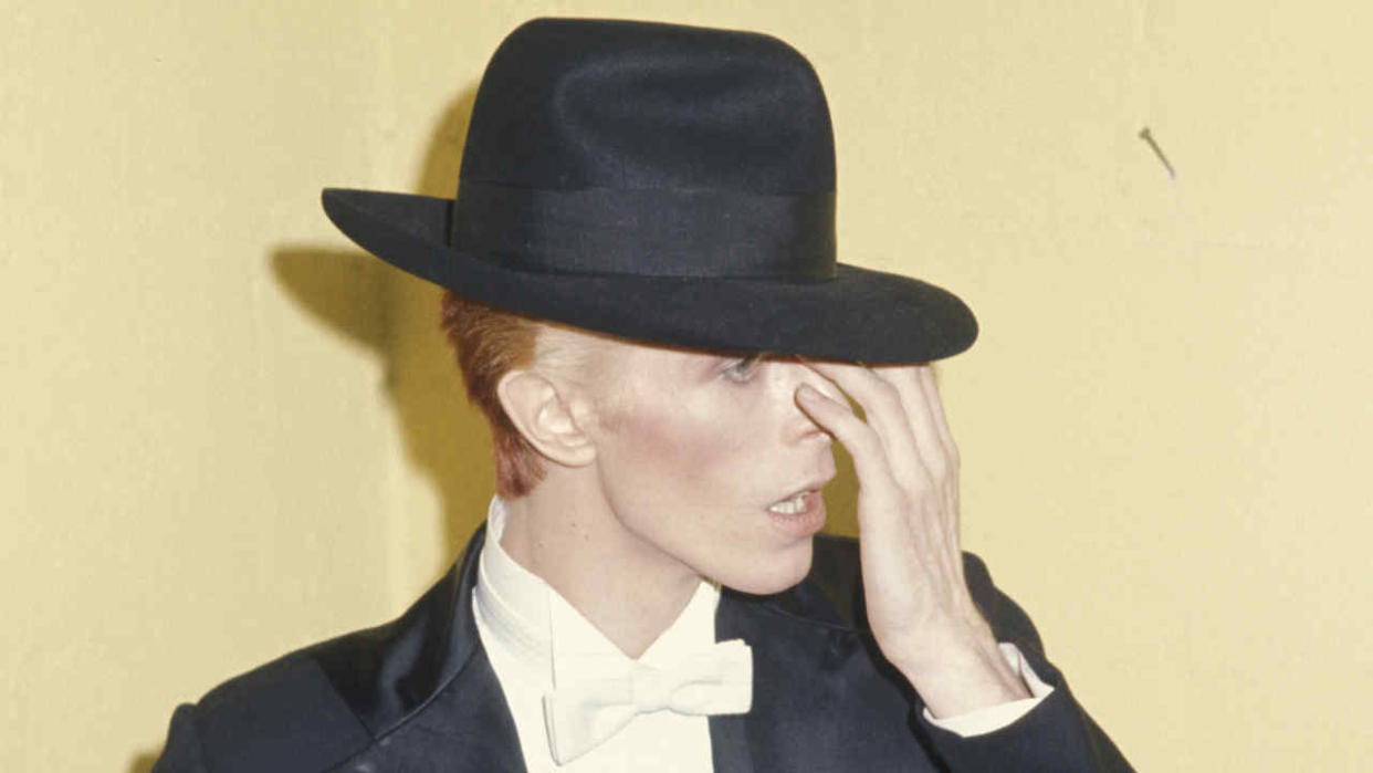  David Bowie wearing a hat in 1975. 