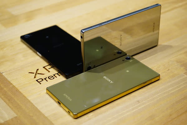 唯我獨尊 黑科技展現 首創4K螢幕手機 Xperia Z5 家族登台亮相