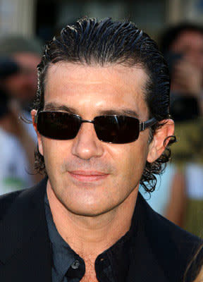 Antonio Banderas at the L.A. premiere of Dreamworks' Shrek 2