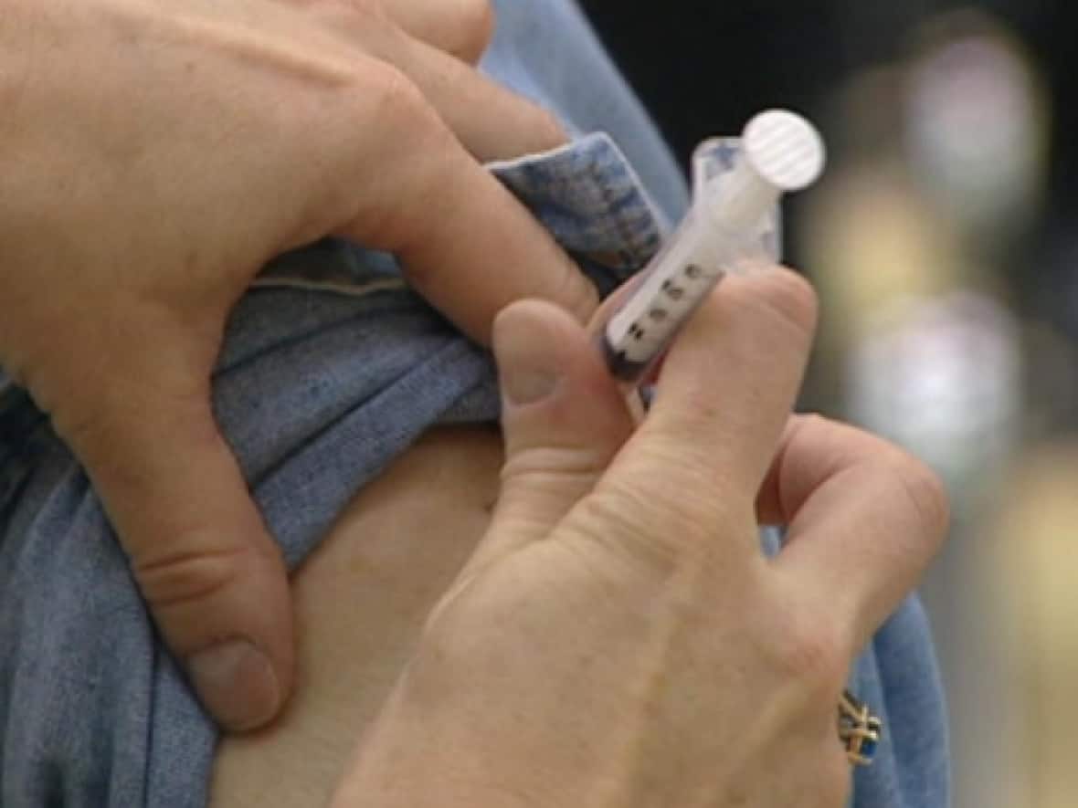 Flu shots will remain available free of charge for anyone who wants it in Quebec, said the Health Ministry.  (CBC Archive - image credit)