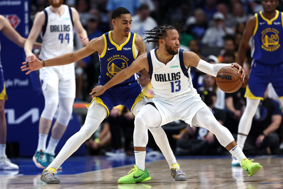 2022年NBA西冠第四戰獨行俠奪下系列賽首勝。(Photo by Tom Pennington/Getty Images)