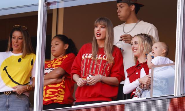 Taylor Swift And Jackson Mahomes At Chiefs vs Chargers