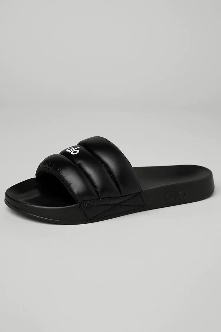 black alo yoga cloud slipper
