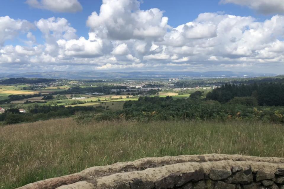 Glasgow Times: The Broadbead Hill Circular route takes in views of Renfrewshire