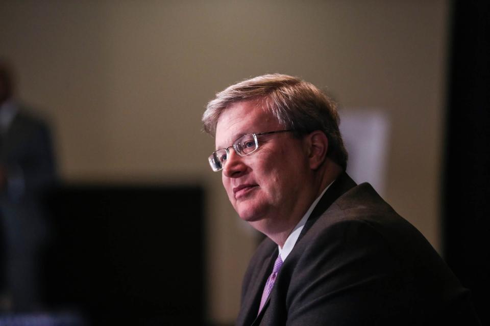 Memphis Mayor Jim Strickland requested more than $48 million from the business community to attract new police hires and to award bonuses to cops who remain on the force.