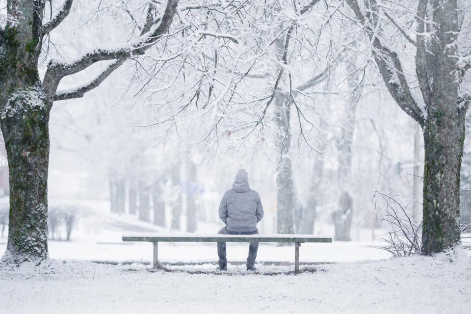 Winter temperatures can contribute to SAD (Image via Getty Images)