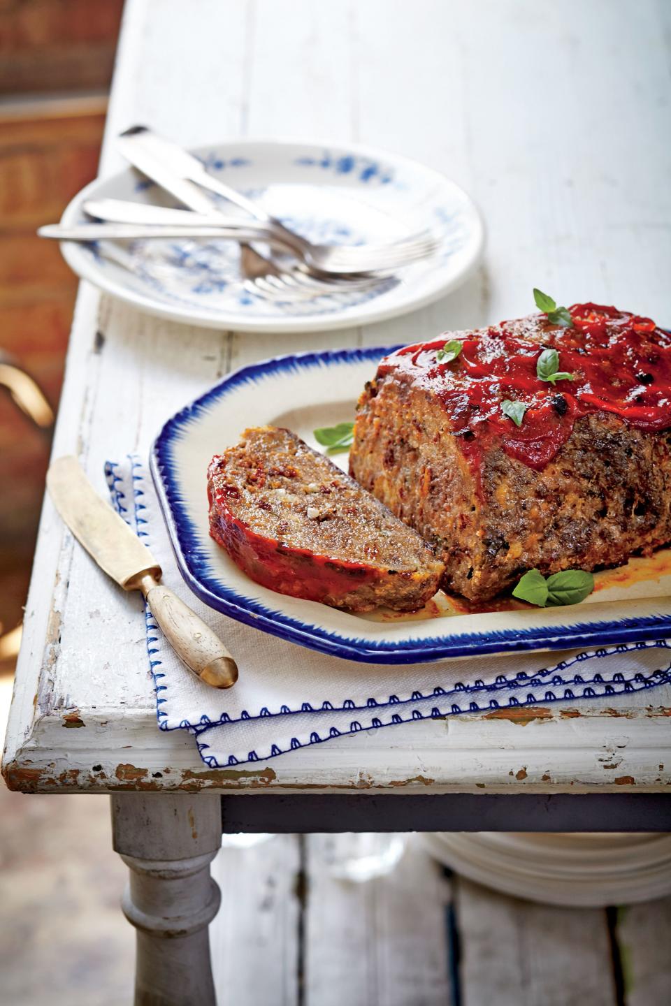 Slow-Cooker Tomato-Basil Meatloaf