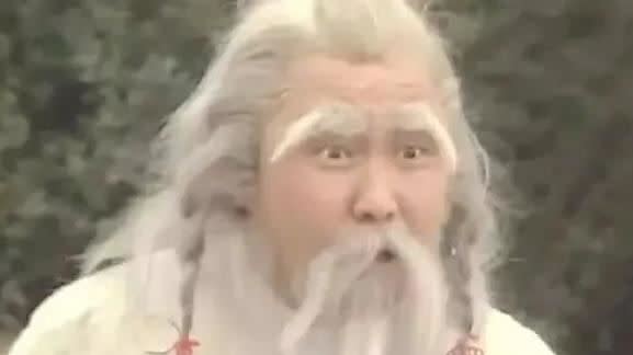 76歲香港資深藝人秦煌，在《射鵰英雄傳之東邪西毒》演出老頑童周伯通。（圖／翻攝自微博）