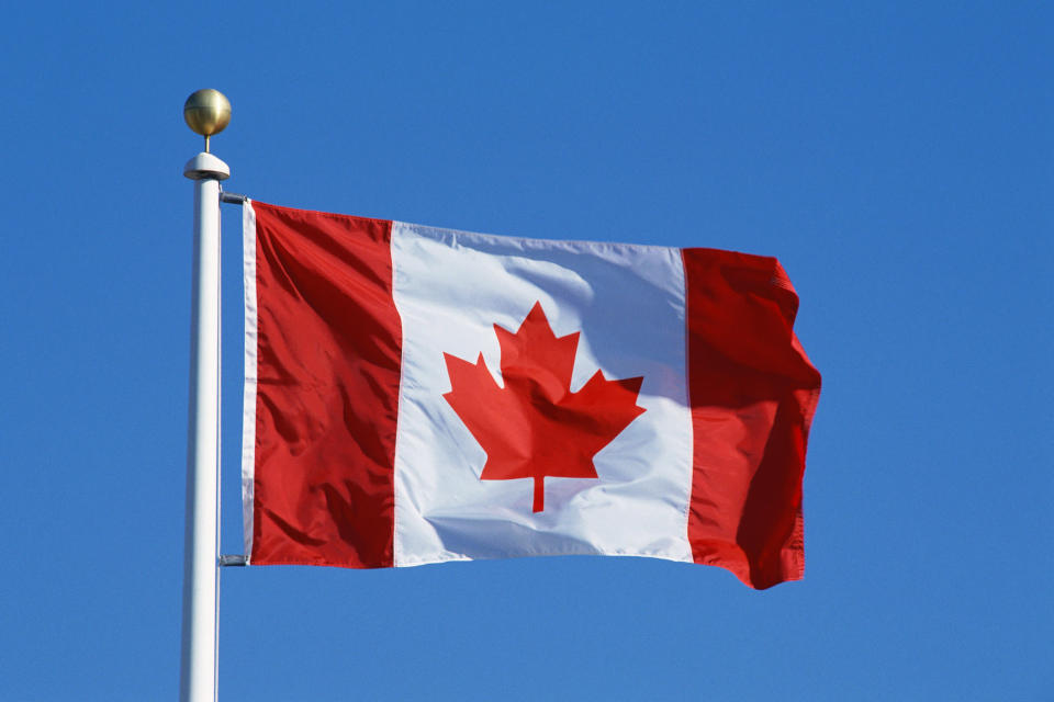 <b>6. Kanada </b> <br><br> Kanada ist für viele das „bessere Amerika“: Riesige Rohstoffvorkommen und eine soziale Marktwirtschaft sorgen für Wohlstand, französische, britische und indigene Einflüsse machen die einzigartige Kultur Kanadas aus.
