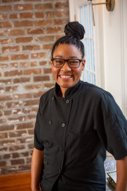 Evonne Phillips is a private chef and certified nutritionist in Savannah.