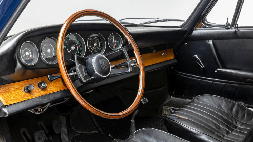 The original interior of a 1965 Porsche 911.