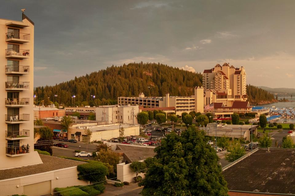 Panoramic View of Lake Coeur d'Alene During a Beautiful Sunset.