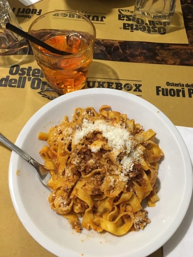 A plate of tagliatelle with ragu.