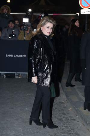 <p>Autre actrice française à avoir répondu positivement à l’invitation, Catherine Deneuve était aux premières loges. Crédit photo : Starface </p>