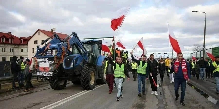 Polish border blockade shows  systemic crisis