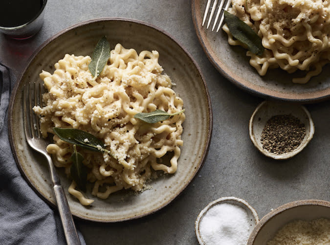 36 Light Pasta Recipes That Are Full of Flavor