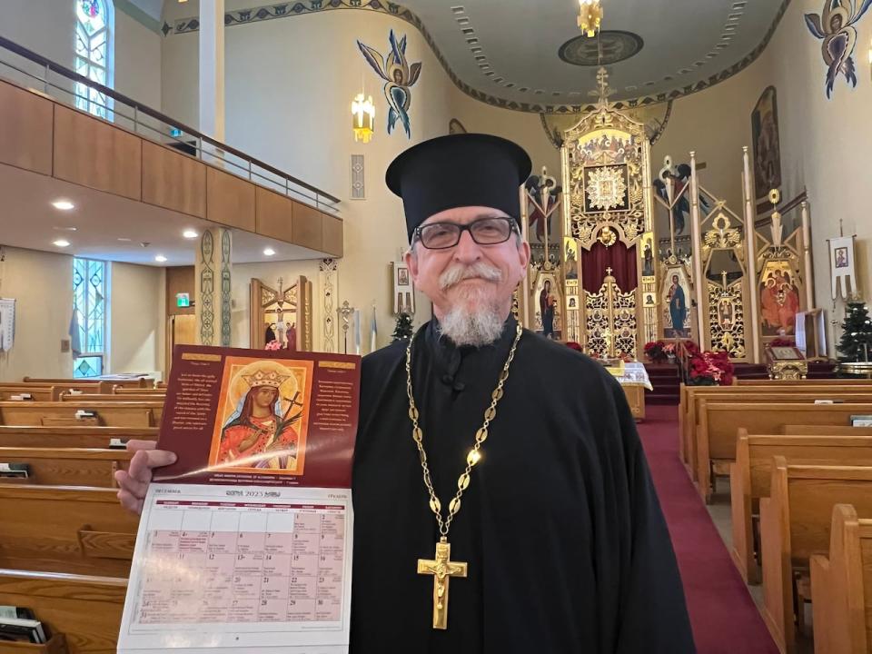 Father Eugene Maximiuk of Holy Trinity Ukrainian Orthodox Metropolitan Cathedral in Winnipeg says he is looking forward to celebrate Christmas on Dec 24 and 25 with the rest of the world. But to accommodate pre-existing plans by many members, it will also hold its traditional celebration on Jan. 7. 