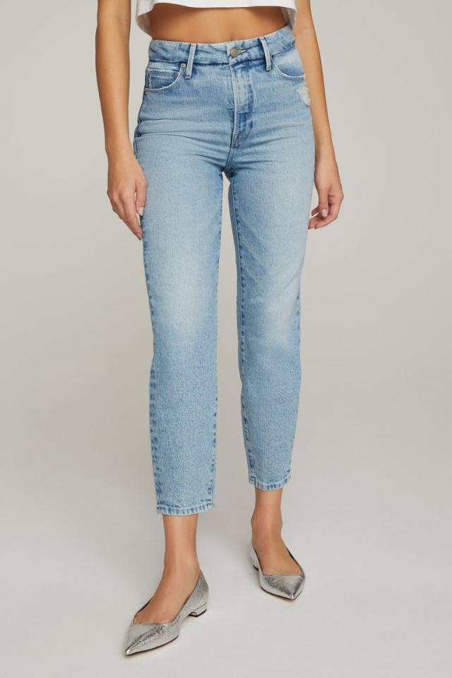 I've affectionately renamed this style of vintage jeans with elasticated  waist the Granny Jean, much like the mom jean but a bit looser