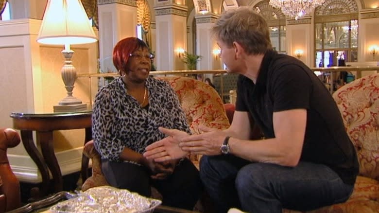 Gordon Ramsay and Jean Gould of Ms. Jean's Southern Cuisine talking during an episode of 'Kitchen Nightmares.'