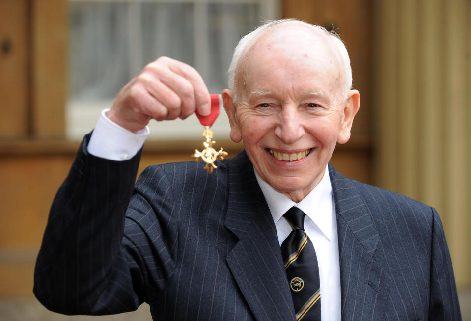 <p>Aged 83<br>1964 World F1 champion, Surtees won 6 Grands Prix. In the same year Surtees was also third in the Le Mans 24 Hour Rally. </p>