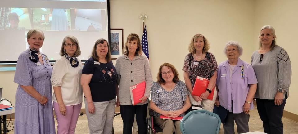 The Looking Glass Prairie Chapter, National Society Daughters of the American Revolution, installed new officers at its June meeting. Pictured left to right: Susan Haas (Regent), Rhonda Leach (Treasurer), Debbie Sinks (Recording Secretary), Carol Gorecki (Registrar), Melissa McArthur (Corresponding Secretary and Librarian), Margaret Truitt (Chaplain), and Peggy Sternberg (Historian). Ellen Hays was appointed Parliamentarian. Vice Regent Kim Dalrymple not shown. Submitted by Lola DeGroff