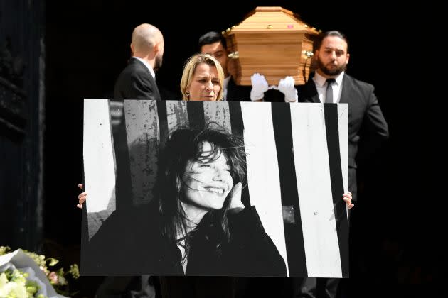 Jane Birkin: PETA calls for stop to crocodile bags in her honor