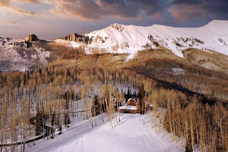 <p>There's also a private gate into the Uncompahgre National Forest, perfect for hiking and other outdoor activities.</p>