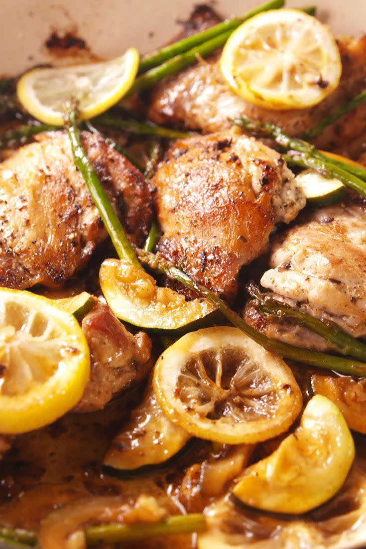 <p>Garlic lovers, this chicken is for you.</p><p>Get the recipe from <a href="https://www.delish.com/cooking/recipe-ideas/recipes/a54115/garlicky-greek-chicken-recipe/" rel="nofollow noopener" target="_blank" data-ylk="slk:Delish;elm:context_link;itc:0;sec:content-canvas" class="link ">Delish</a>. </p>