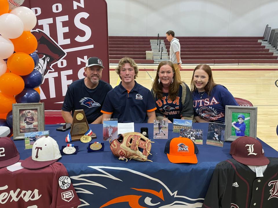 London's Mason Jacob made his Division I baseball signing with UTSA official on Wednesday at the London High School Gymnasium.