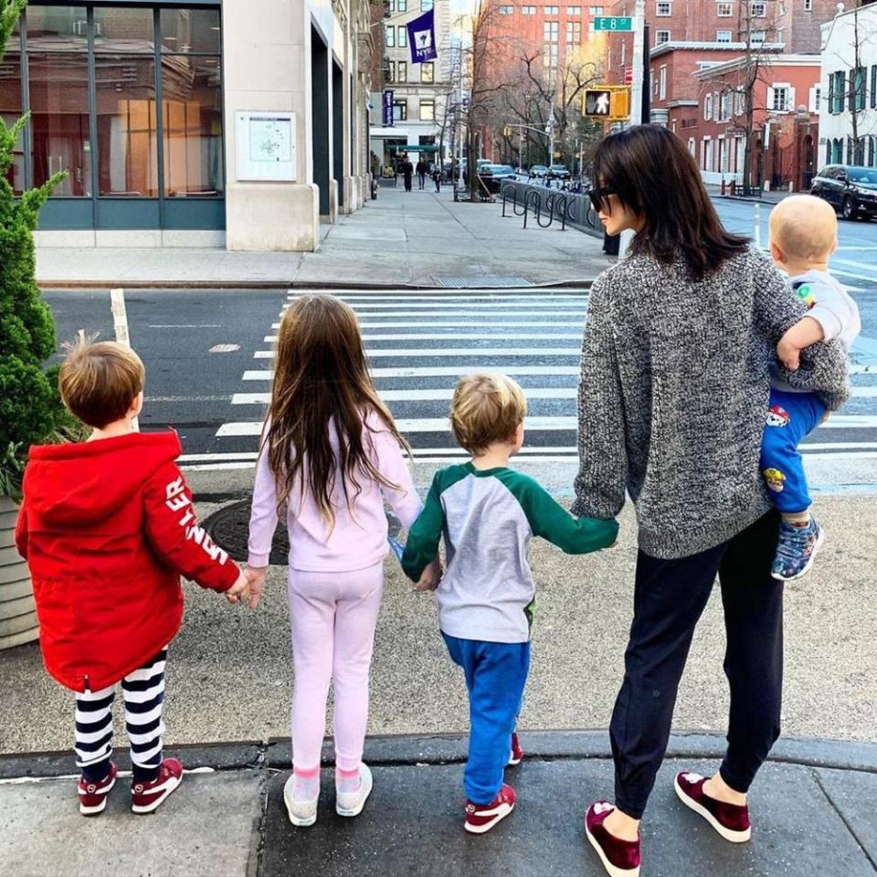 Hilaria Baldwin and her kids | Hilaria Baldwin/Instagram