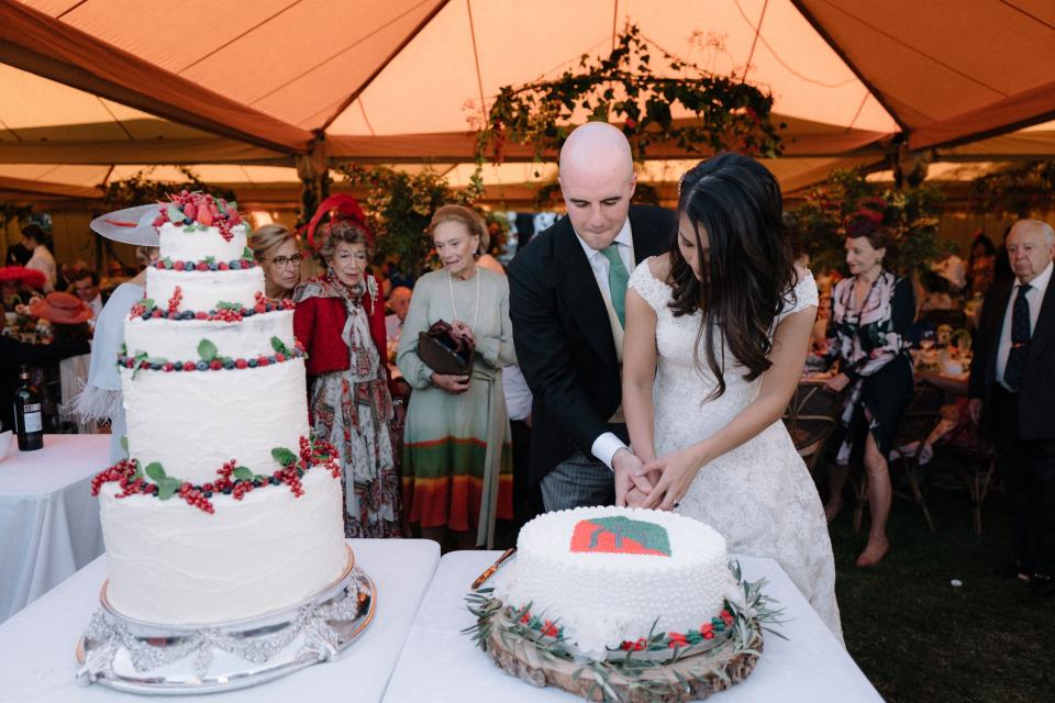 Just Outside of Madrid, This Countryside Wedding Combined Spanish and Filipino Traditions