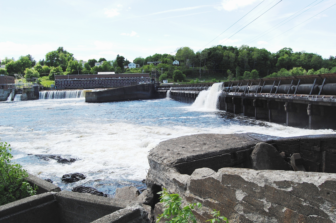 The Veazie Dam before removal.