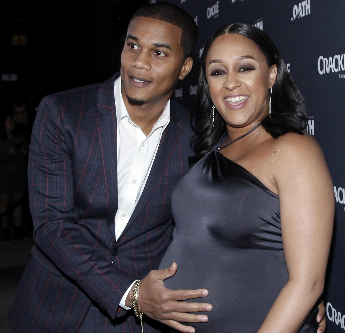 tia mowry and husband back together        <h3 class=