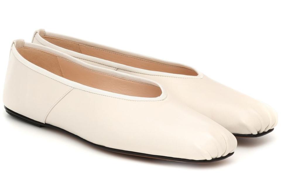 the row, the row shoes, the row ballet flat, ballet flat, fall 2020 fashion trends, fall 2020 shoe trends, shoes, the row fashion