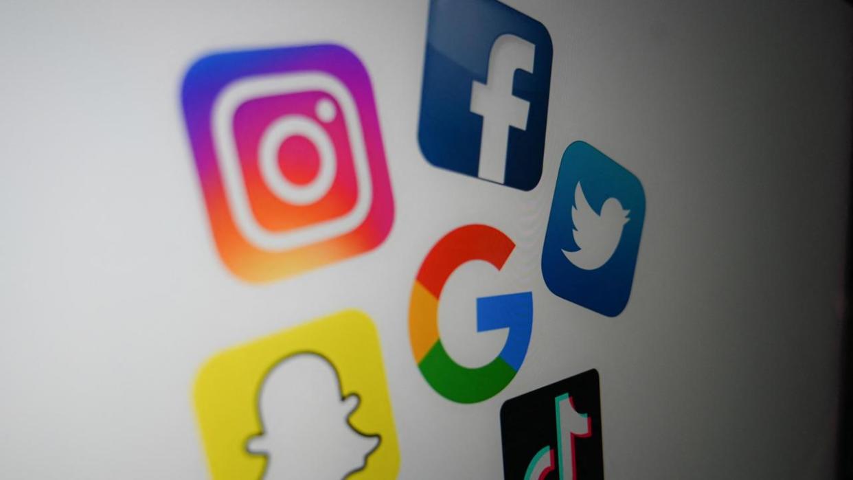 Australian social media influences may be in foul of advertising standards after a fresh report found a vast number are overwhelmingly misleading their followers. (Photo by DENIS CHARLET / AFP)