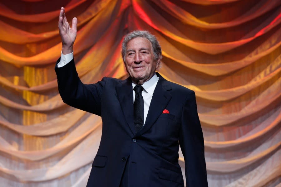 NEW YORK, NY – SEPTEMBER 27: Tony Bennett performs at the Clinton Global Citizen Awards during the second day of the 2015 Clinton Global Initiative’s Annual Meeting at the Sheraton New York Hotel & Towers on September 27, 2015 in New York City. (Photo by JP Yim/Getty Images)