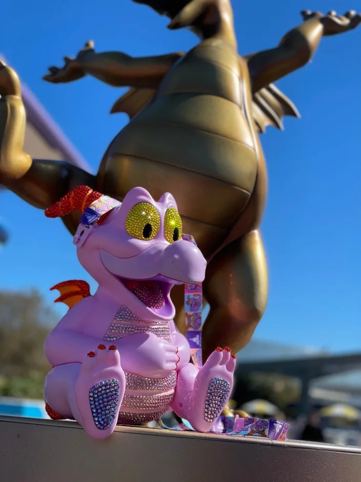 A bedazzled Figment popcorn bucket created by Jessica Fain.