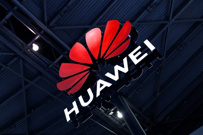 The US Commerce Department confirmed that it has revoked some licenses allowing companies to ship tech to sanctioned Chinese telecommunications giant Huawei (WANG Zhao)