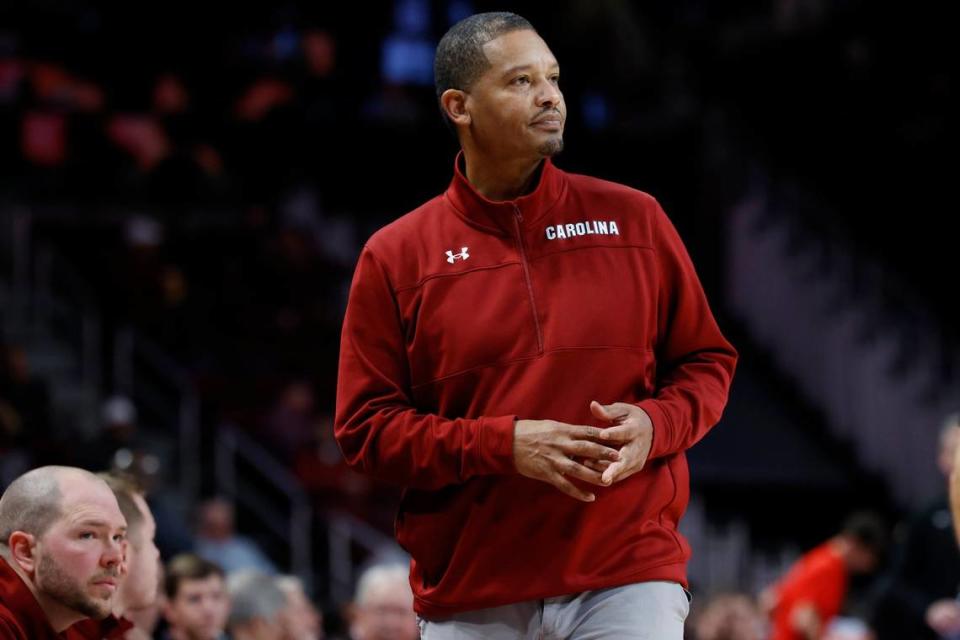 In his first season last year, South Carolina coach Lamont Paris directed the Gamecocks to only their third men’s basketball win ever at Kentucky, a 71-68 upset at Rupp Arena.