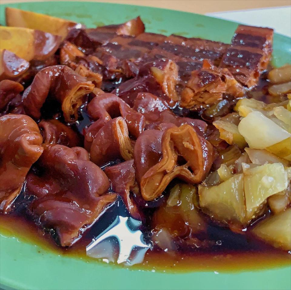 A plate of Kway Chap from Lao San Kway Chap