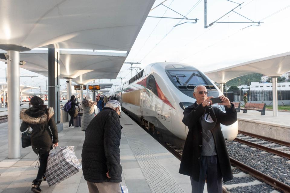 Africa_First_High_Speed_Bullet_Train_Morocco (18 of 51)