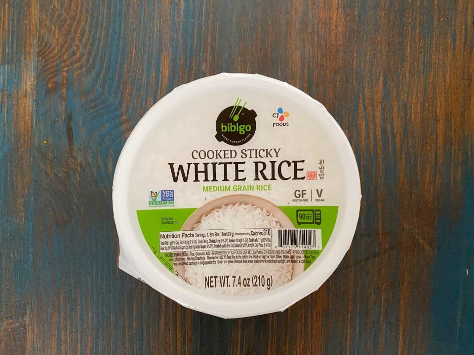 white rice on table