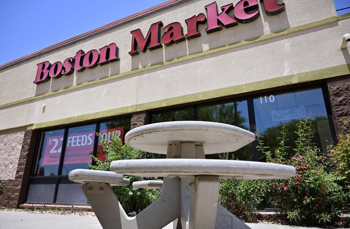The Boston Market on Bullard Avenue at Highway 41 in Fresno has been closed for months. Photographed Friday, June 16, 2023.