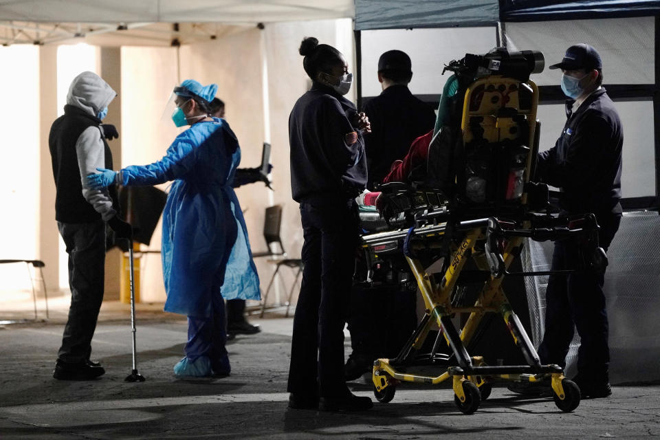 Image: Community Hospital of Huntington Park as positive coronavirus (COVID-19) cases surge in Los Angeles County (Bing Guan / Reuters)